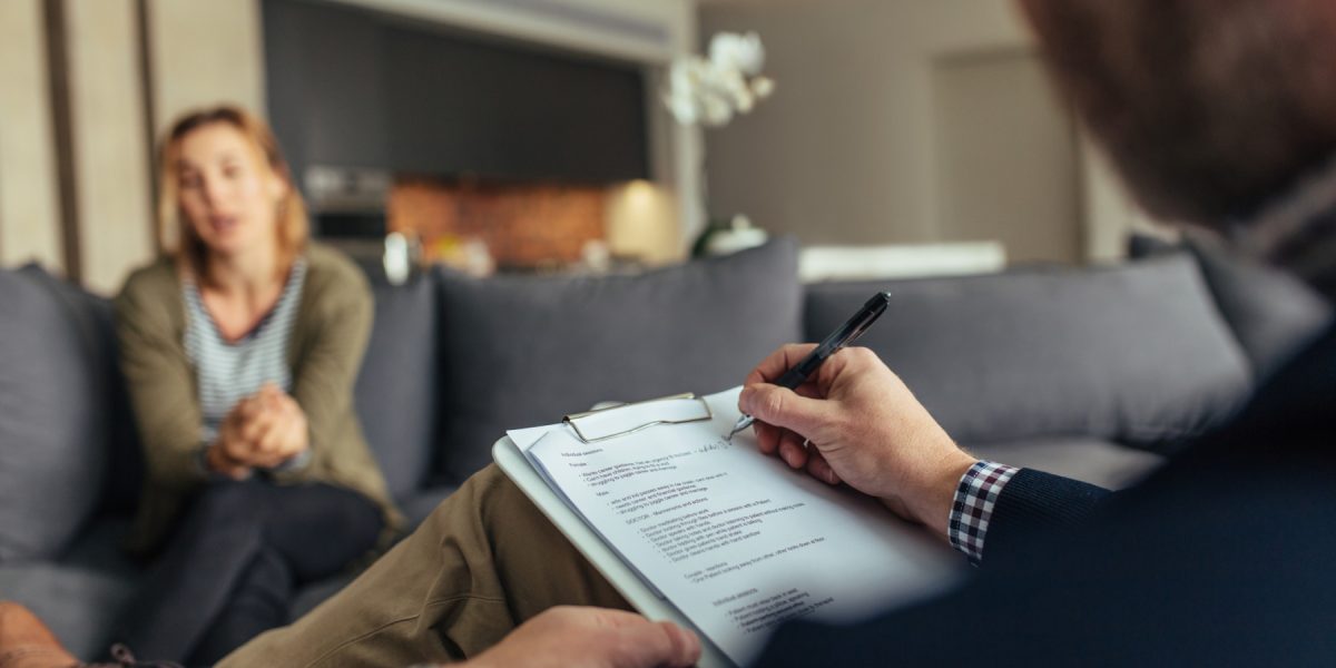 Problemele adolescenților: depresie, anxietate și dificultăți în relaționare