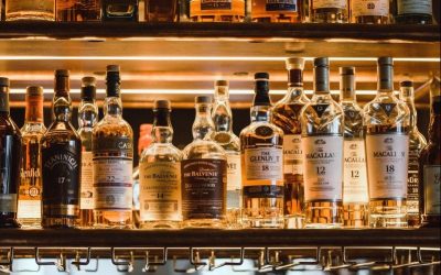 Varșovia interzice vânzarea de alcool pe timpul nopții: un pas decisiv în lupta cu consumul excesiv Consiliul municipal al capitalei Poloniei a adoptat joi o măsură recentă cu impact major în strategia de combatere a problemelor generate de consumul de alcool: interzicerea vânzării de băuturi alcoolice după ora 23.00