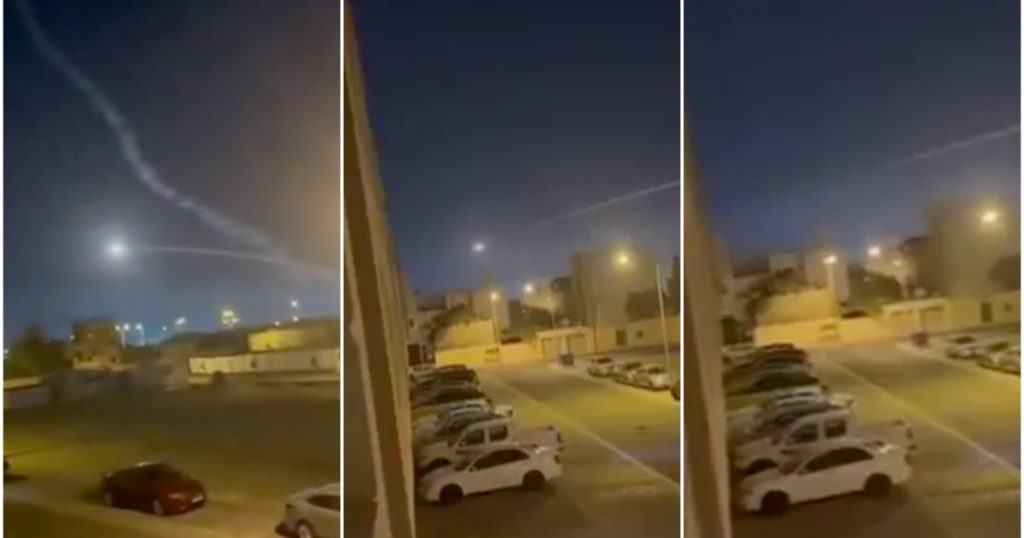 Explozie misterioasă în Bahrain: un incident care ar putea schimba dinamica războiului din Orientul Mijlociu O explozie puternică resimțită în Bahrain, aliat strategic al Statelor Unite, a declanșat îngrijorări și speculații cu privire la evoluția conflictului din regiune