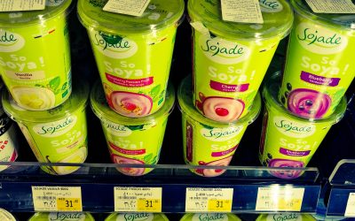 Greenwashing-ul: Iluzia verde care ne face să credem că alegem responsabilitatea, dar chiar și fără dovezi convingătoare Într-un peisaj dedicat din ce în ce mai mult sustenabilității, consumatorii sunt invitați să fie responsabili și informati