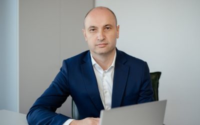 Două decenii de parteneriat strategic între Aon și România: cum a devenit liderul în consultanță și management al riscurilor După 20 de ani pe piața românească, Aon reinforcează rolul său ca principal jucător în domeniul consultanței în managementul riscurilor și asigurărilor