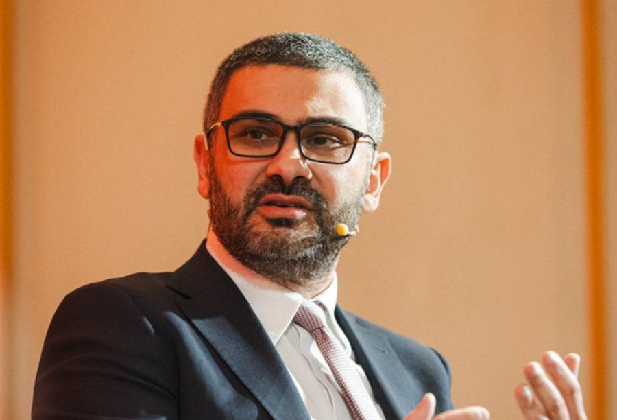 Guvernul a aprobat joi o măsură esențială pentru economie și forța de muncă din România: majorarea salariului minim brut în condițiile în care costurile de trai continuă să crească, dar și în contextul eforturilor guvernamentale de stimulare a consumului interior și de reducere a decalajelor sociale