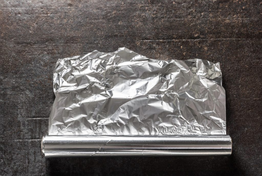 Un truc simplu, dar extrem de util pentru oricine își dorește să afle dacă pereții casei sunt afectați de umezeală sau infiltrații, nu necesită echipamente costisitoare sau cunoștințe tehnice de specialitate