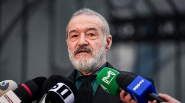 Gigi Becali, condamnat judecătoresc în procesul cu Brigada Rutieră, după aproape un an de la eliminarea permisului de conducere Gigi Becali, cunoscut om de afaceri și patronul clubului de fotbal FCSB, a aflat oficial verdictul judecătorilor în cazul său cu Brigada Rutieră, la peste zece luni de la momentul în care a fost prins conducând fără permis