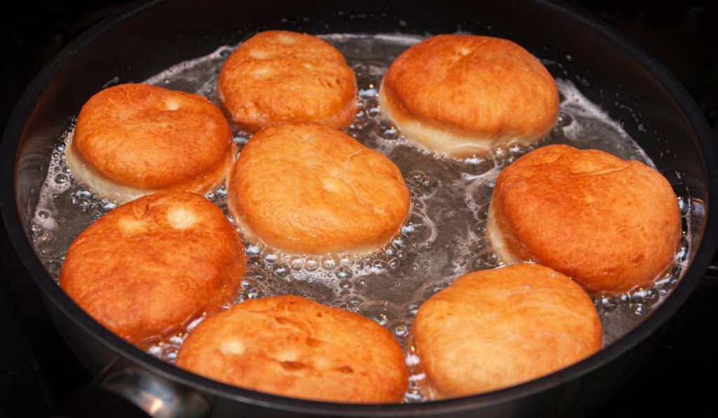 Gogoși de post ca la gogoșerie, rețetă de Jamila Cuisine