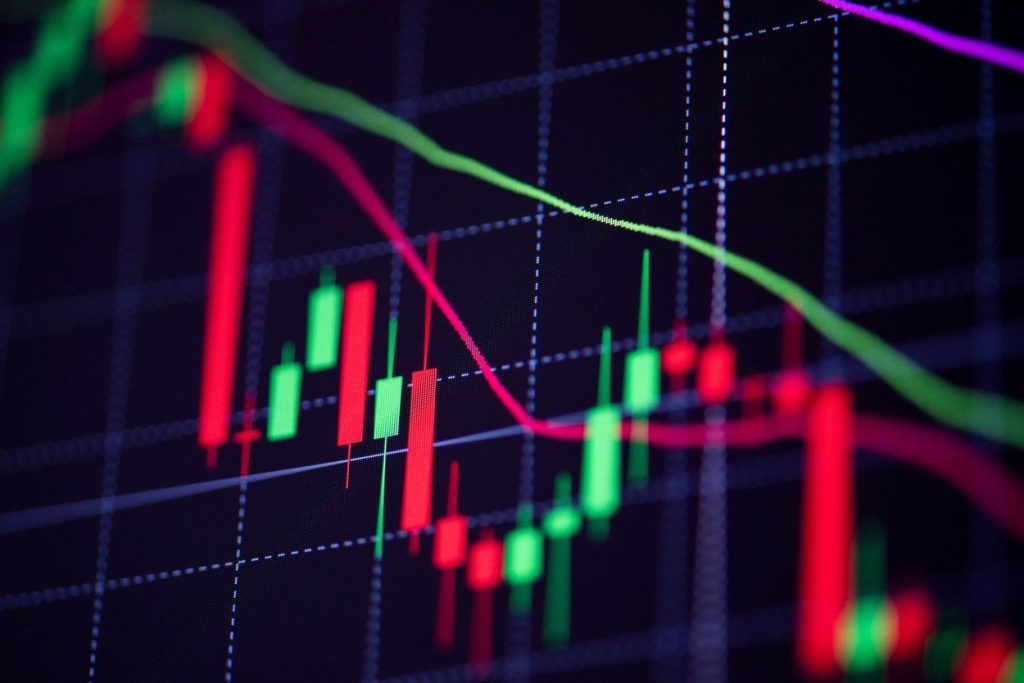 Războiul din Iran afectează bursele: BET scade cu 2,4%, MedLife -15%