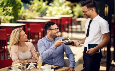 Piața muncii din România demonstrează o reziliență surprinzătoare, chiar și în fața unor provocări majore generate de lista lungă de concedieri din sectorul auto și IT