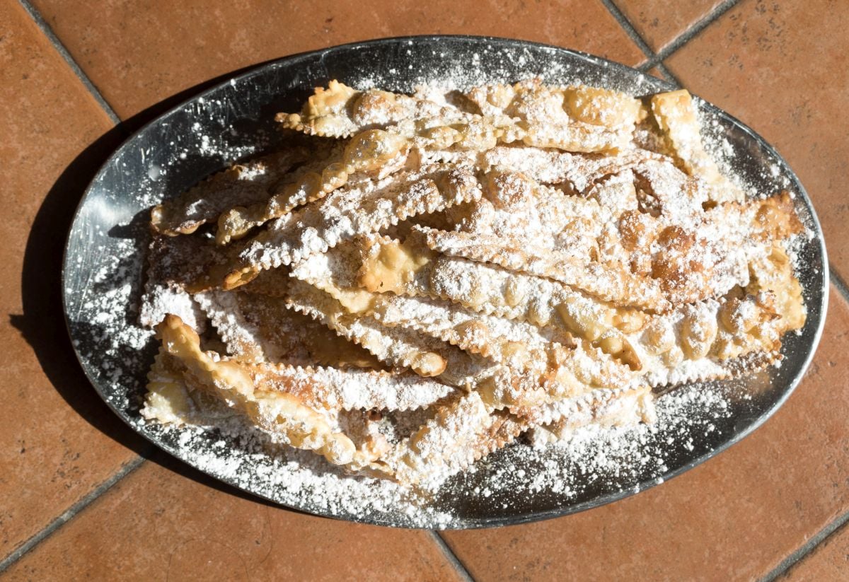 O sumă infimă, doar 30 de euro, a declanșat o adevărată revoltă în comuna italiană Casorate Primo, atrăgând atenția asupra diferențelor dintre intenție și legalitate în gestionarea banilor publici