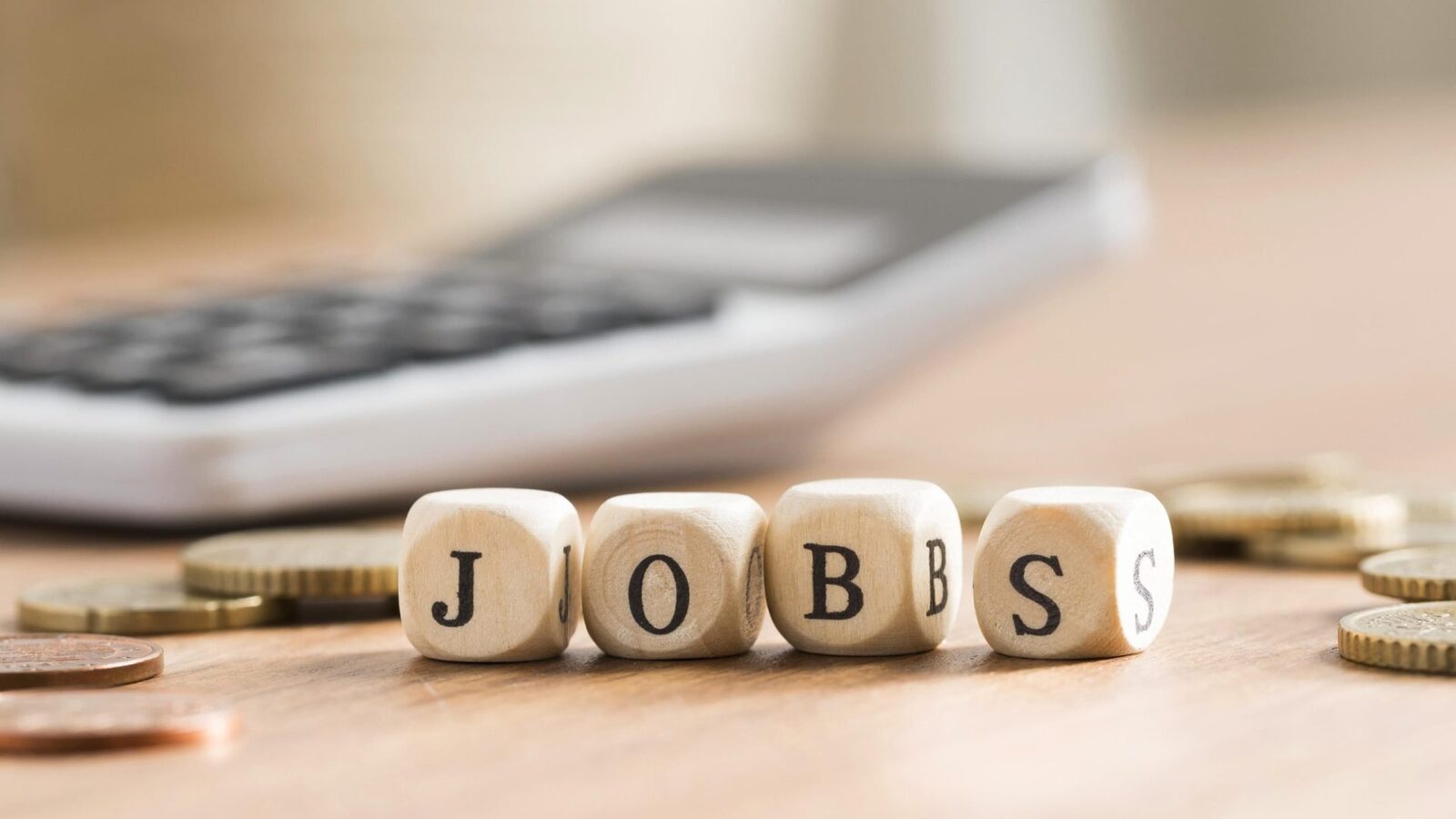 Economia Statelor Unite intră într-un nou capitol de incertitudine, după ce ultimele date oficiale au indicat o scădere surprinzătoare a numărului de locuri de muncă în luna trecută