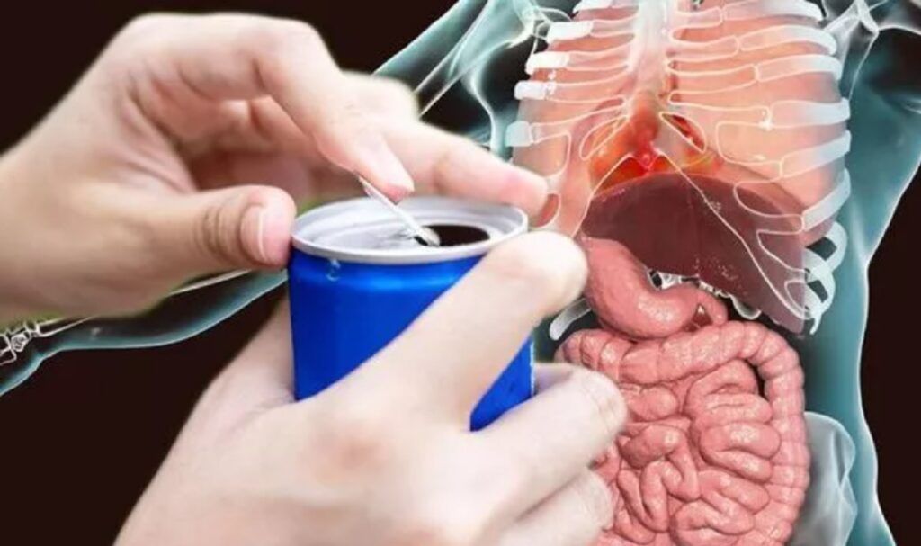 Băutura răcoritoare ce slăbește imunitatea și afectează intestinul, fără a te îngrășa