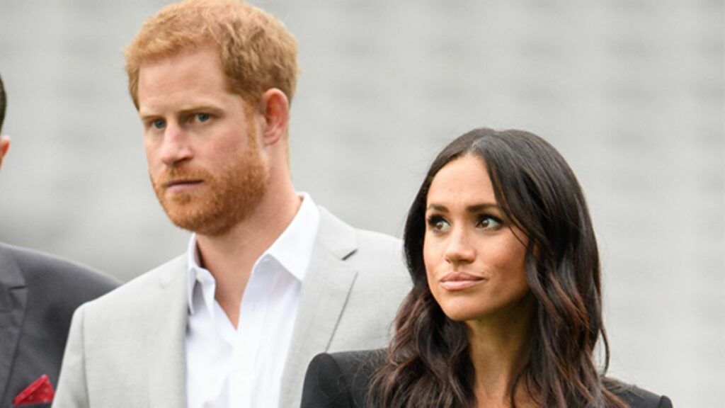 Meghan Markle și Prințul Harry fac un pas semnificativ în modul în care gestionează intimitatea copiilor lor, marcând o schimbare importantă în modul în care membrii familiei regale britanice sunt percepuți în privința expunerii publice