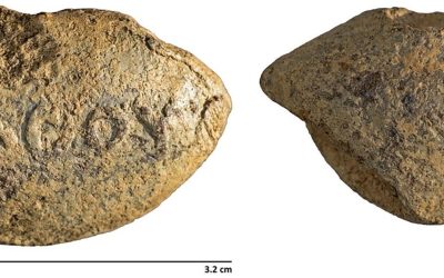 Într-una dintre cele mai intrigante descoperiri arheologice din ultimii ani, o muniție de praștie de acum 2.000 de ani a fost găsită într-un sit antic din apropierea Mării Galileii, oferind o perspectivă inedită asupra modului în care războiul și comunicarea au fost practicate în lumea elenistică