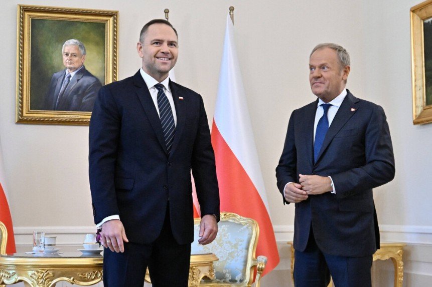 Președintele Nawrocki propune proiectul de lege pentru finanțarea industriei de apărare din fonduri naționale