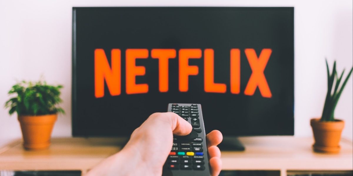 Ghid pentru găsirea rapidă a filmelor bune pe Netflix