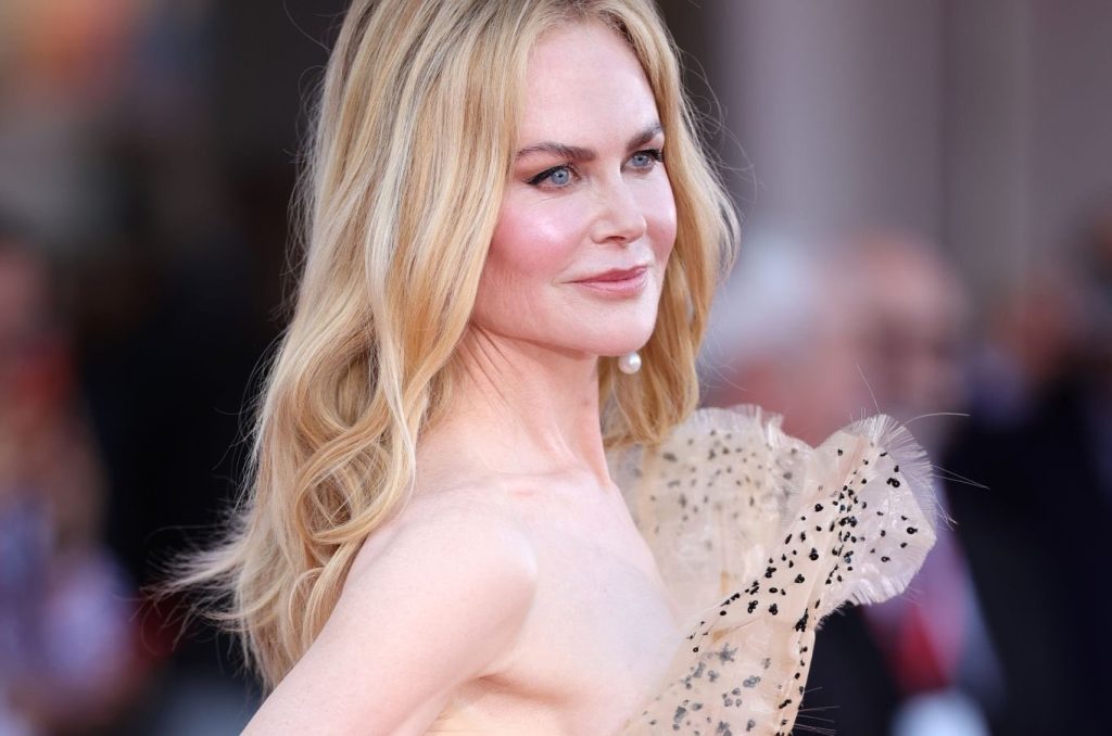 Nicole Kidman, nu precum celebritățile obișnuite, își alege propria cale pentru a se pregăti pentru un eveniment de talie mondială