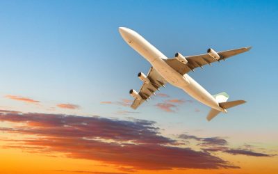 Războiul din Orientul Mijlociu a devenit rapid un factor perturbator major pentru traficul aerian internațional, având repercusiuni atât asupra prețurilor combustibilului, cât și asupra configurației pieței aviatice globale