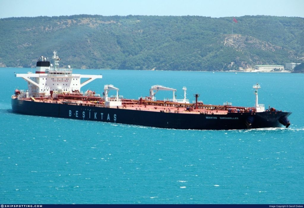 Un nou incident tensionează scena maritimă din Marea Neagră, în contextul unei نگرinți crescânde privind securitatea navigației și activitățile maritime strategice din regiune