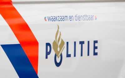 Un agent de poliție iranian din Olanda, grav rănit după un atac armat în propria gospodărie Un incident șocant a zguduit vineri comunitatea diplomatică și cea de cetățeni străini din Olanda, după ce un agent de poliție de origine iraniană a fost împușcat în fața casei sale, fiind grav rănit