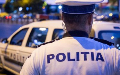 Controale de frontieră cu rezultate spectaculoase: transport ilegal de arme și țigarete interceptat pe DN 56 Un incident deosebit de grav a avut loc zilele trecute în zona de frontieră a României, când autoritățile din cadrul Poliției de Frontieră au reușit să oprească un transport ilegal de arme și țigarete, suspectat a fi parte a unei rețele internaționale de trafic de droguri și armament