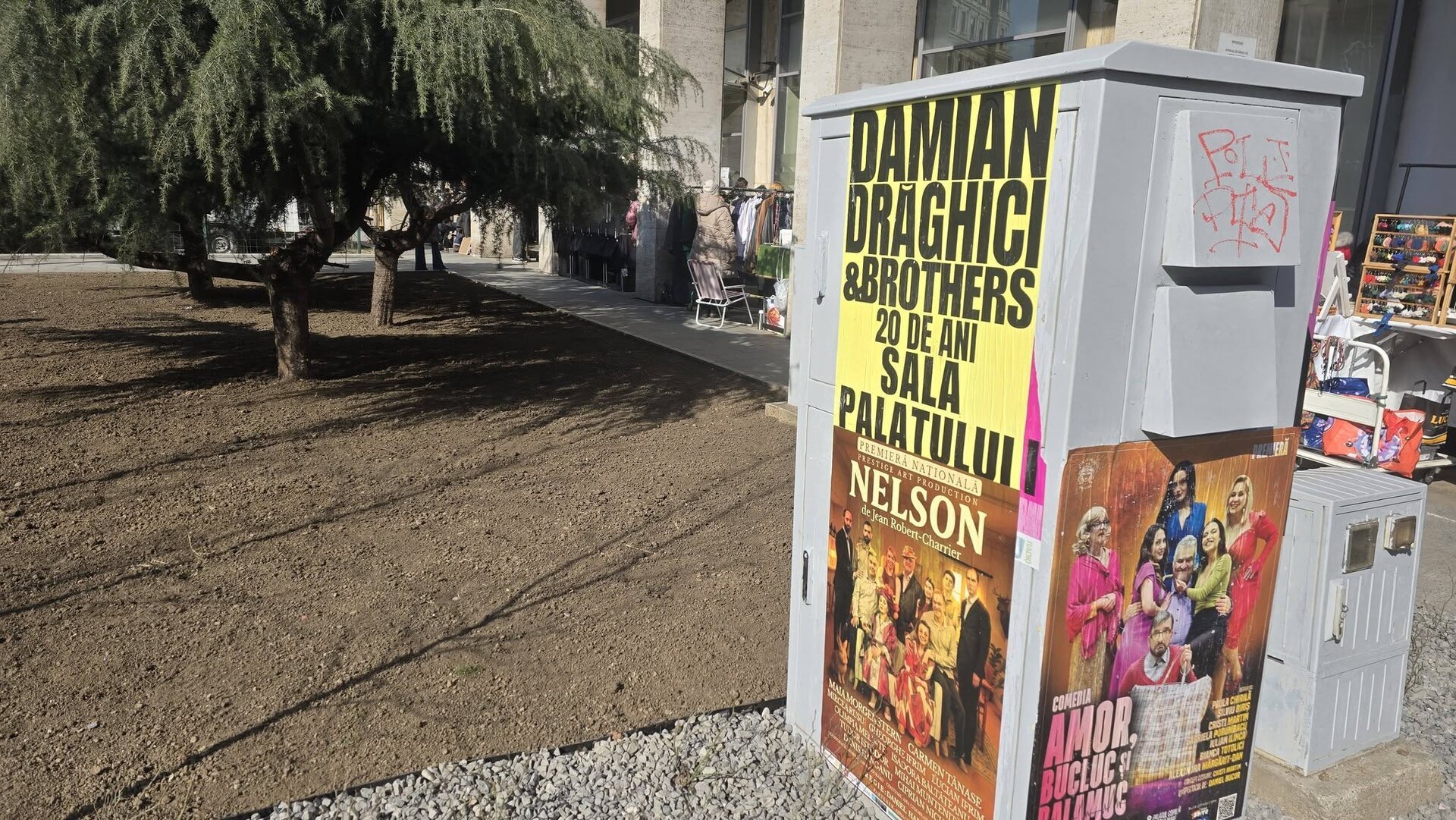 Ciucu acuză artiștii promovați ilegal prin postere în Capitală: „Să simtă jenă”