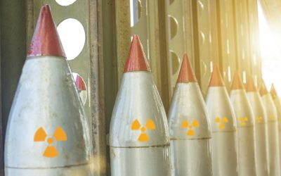 România analizează oportunitatea de a adera la umbrela nucleară franceză, un pas strategic care devine tot mai relevant în contextul noii doctrine de securitate anunțate de președintele Emmanuel Macron, în care Franța își reafirmă angajamentul de a juca un rol mai activ în securitatea europeană
