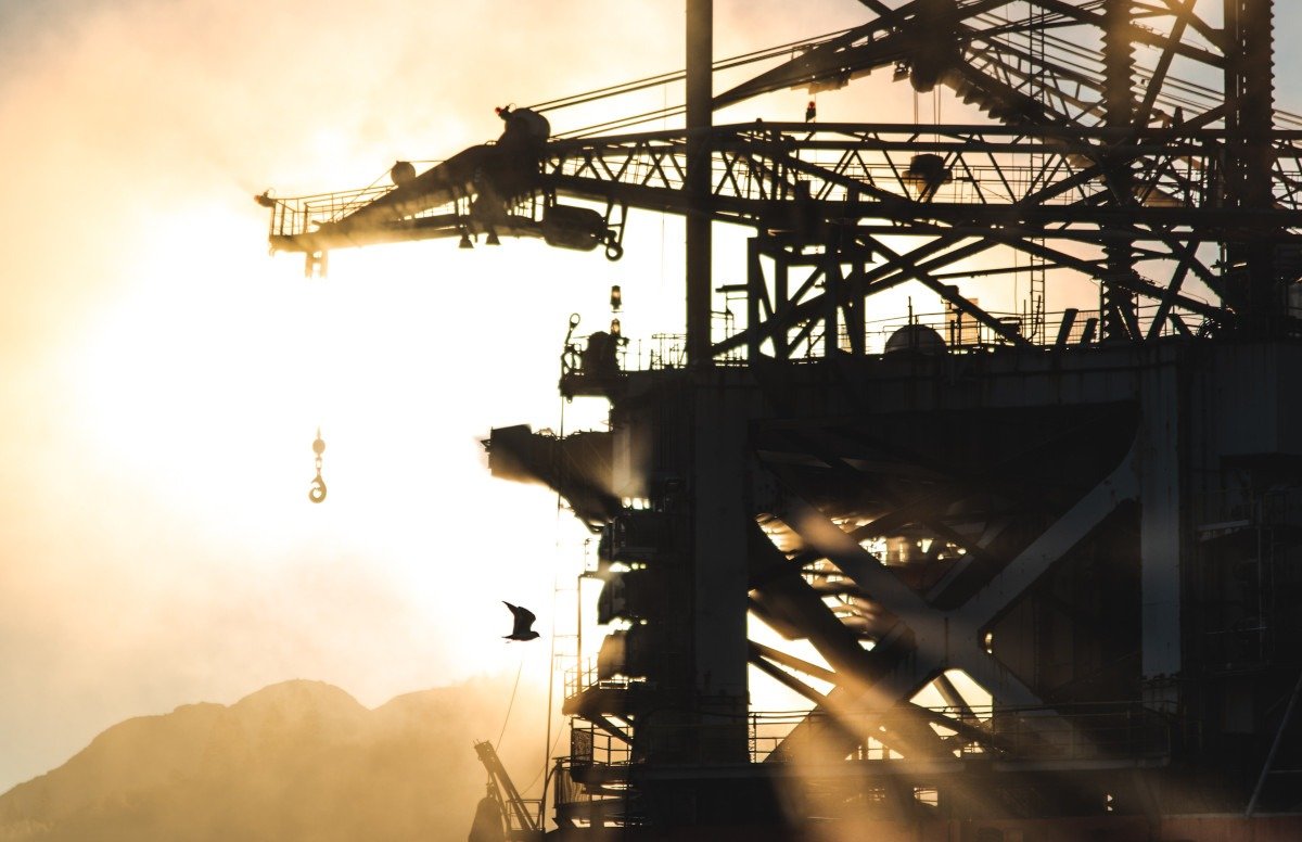 Ungaria și Slovacia vor construi o conexiune directă între rafinăriile lor, o inițiativă menită să reducă dependența de Rusia și, mai mult, să limiteze influența și potențialul de șantaj al conducerii ucrainene asupra pieței energetice regionale