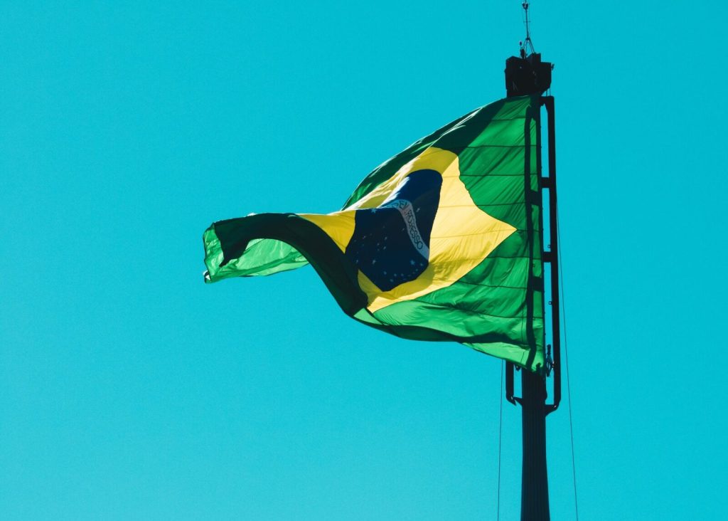 Cel mai bătrân om în viață din lume, un bărbat brazilian de 118 ani, a stârnit admiratie și curiozitate, odată cu recunoașterea oficială a longevității sale