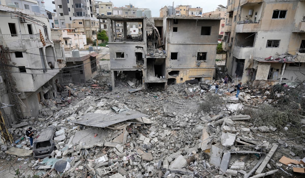 Tensiuni crescute în Orientul Mijlociu: joc diplomatic, ofensive militare și conflicte fără precedent Situația din Orientul Mijlociu trosnește de tensiuni, în timp ce lumea asistă la un amestec de manevre militare, negocieri diplomate și avertismente dureroase din toate părțile