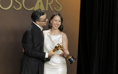 România are un reprezentant de seamă în lumea cinematografiei mondiale: regizoarea de origine română Natalie Musteață a câștigat premiul Oscar pentru cel mai bun documentar live-action, o realizare care a adus bucurie și mândrie atât în țară, cât și în comunitatea internațională a cineaștilor