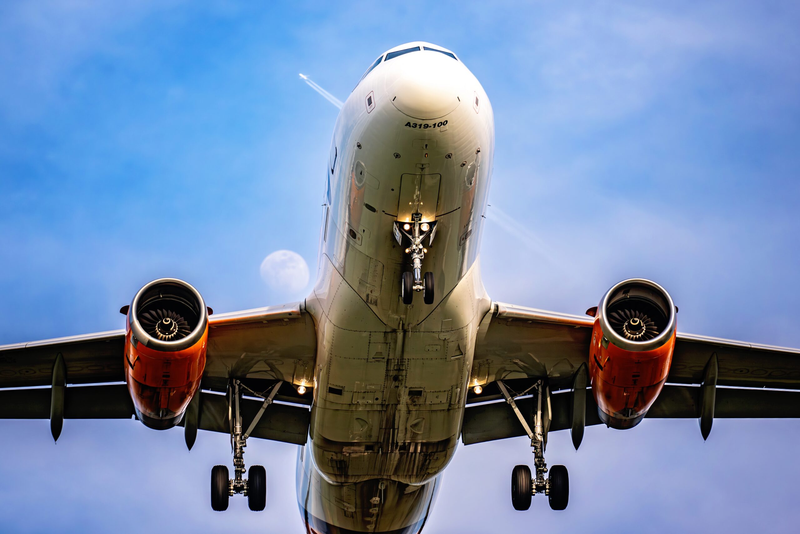 Aeroporturile din București introduc reguli noi. Ce trebuie să știe pasagerii