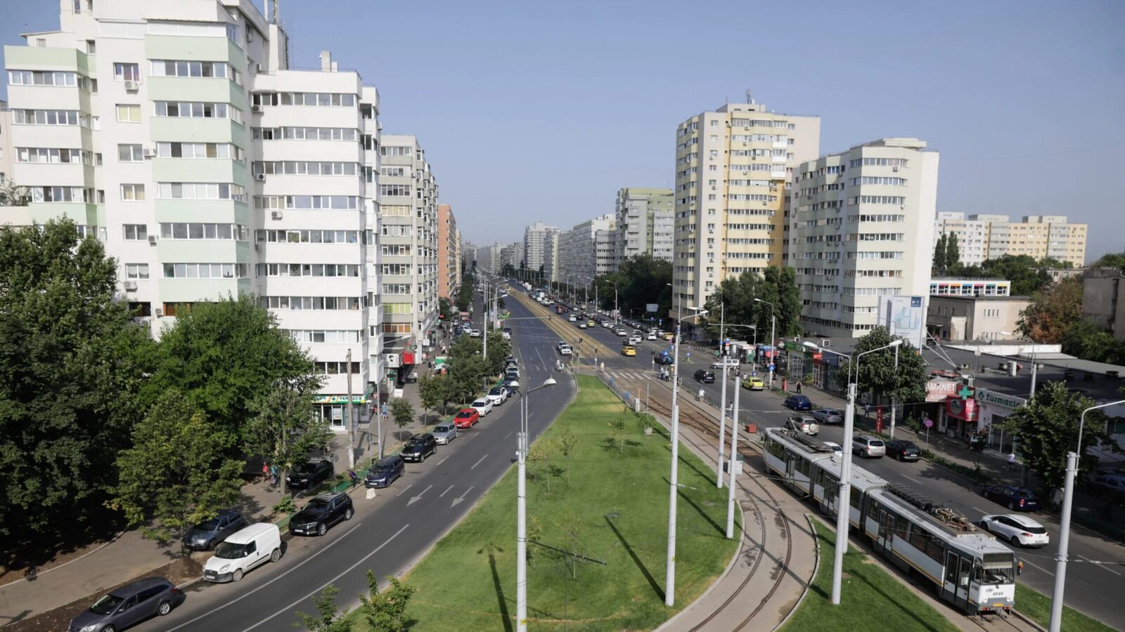 Administratorul de bloc nu are obligaţia de a răspunde la toate petițiile sau solicitările proprietarilor, potrivit normelor și interpretărilor recente privind administrarea asociațiilor de proprietari