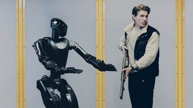 Doi roboți umanoizi militari, denumiți Phantom MK-1, au fost trimiși în Ucraina pentru a fi testați pe câmpul de luptă, marcând un nou capitol în evoluția tehnologică a războiului modern