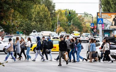 România în topul global al datoriei: unde se află în clasament și ce înseamnă acest lucru pentru economie În contextul economic actual, nivelurile datoriei publice și private ale statelor din întreaga lume continuă să crească, atingând cifre record în multe țări dezvoltate și nu numai