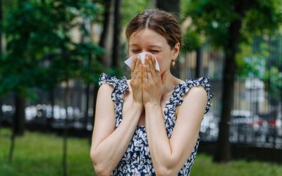 Ce băuturi ajută la reducerea strănutului cauzat de alergii