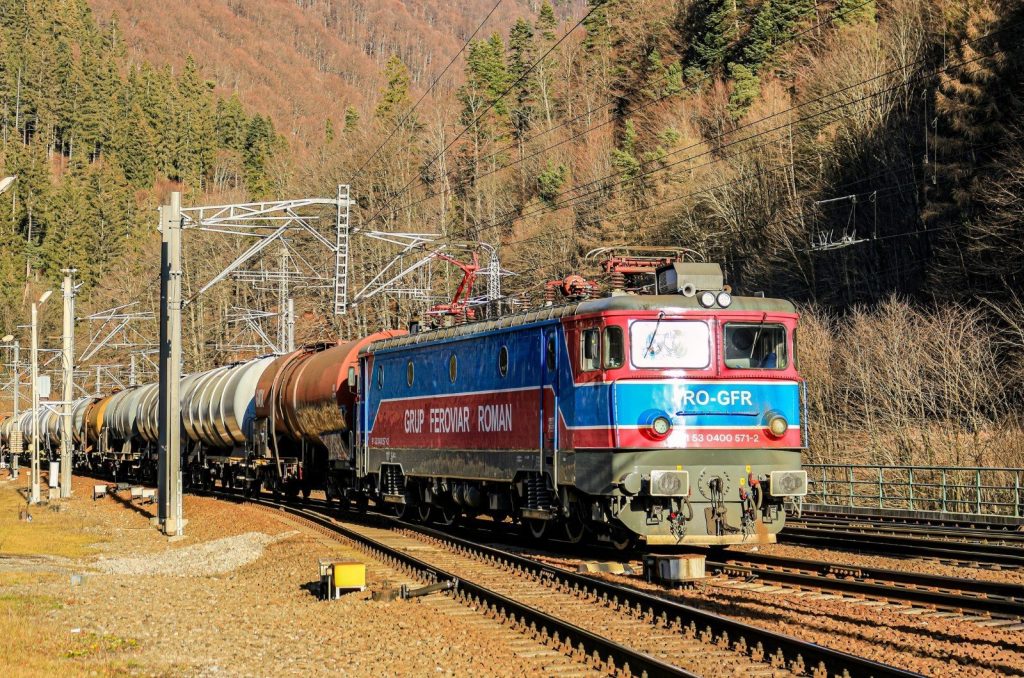 Transportul feroviar de marfă, o coloană vertebrală a economiei românești, este în pericol de colaps, iar opinia organizației patronale OPSFPR devine tot mai alarmantă