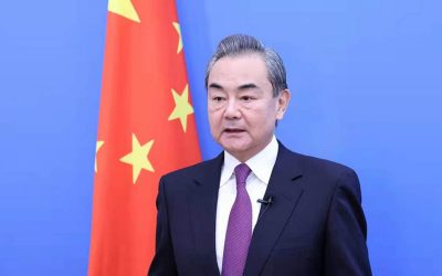 China trimite un emisar special în Orientul Mijlociu pentru mediere în contextul escaladării tensiunilor Pe fondul creșterii tensiunilor și a amplificării conflictelor din regiunea Orientului Mijlociu, China a decis să-și intensifice implicarea diplomatică, anunțând trimiterea unui emisar special menit să medieze disputele în zonă