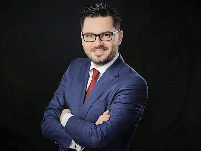 Dan Popa, implicat în industria IT de peste 17 ani, a fost numit recent director regional pentru Europa de Est al companiei americane Veeam Software, anunț făcut pe rețeaua de socializare LinkedIn