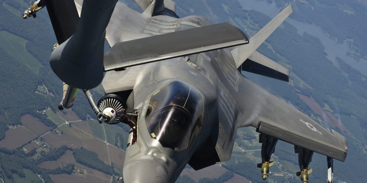 Portugalia avertizează asupra utilizării bazei din Azore de către avioane americane cu condiția de a nu ataca infrastructură civilă în Iran