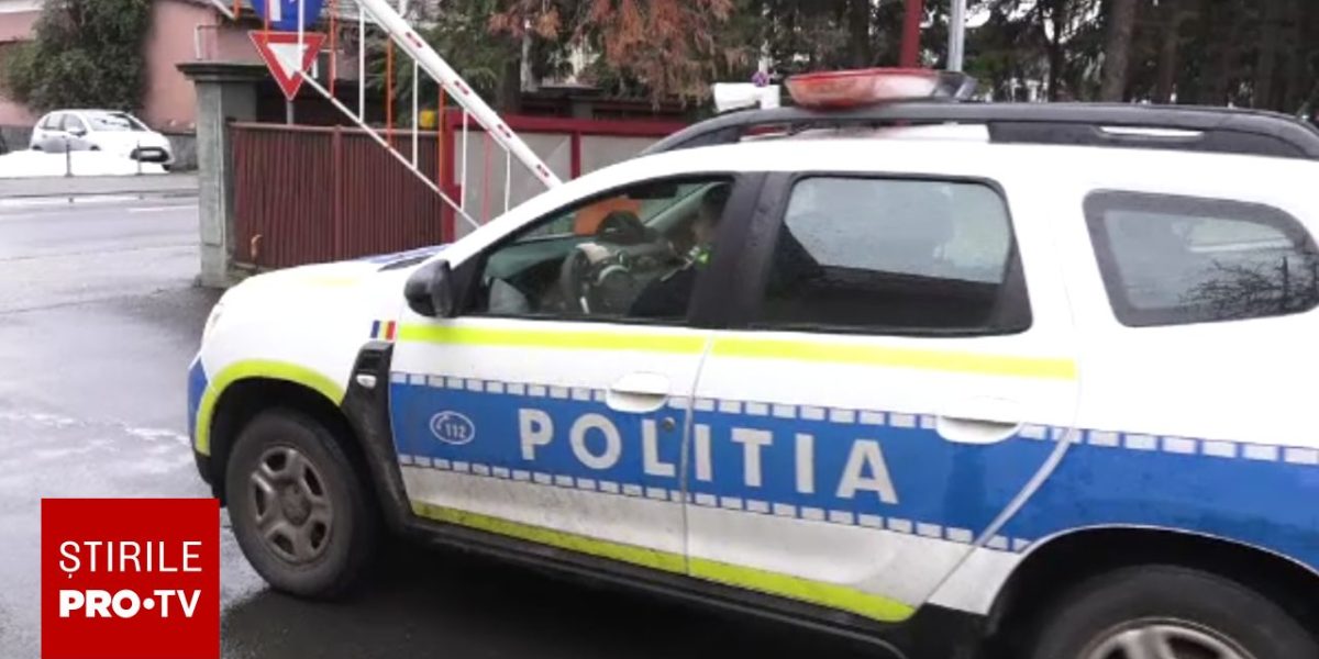 Livrator, bătut crunt cu ranga și lovit de mașină, la Cluj