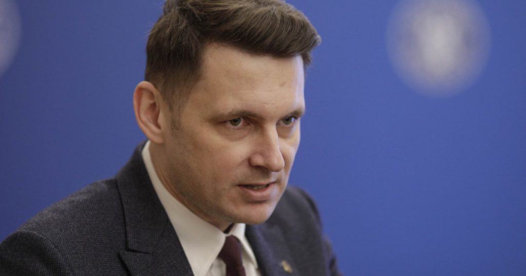 Președintele Senatului, apel la unitate: „Opriți conflictul, continuați guvernarea”