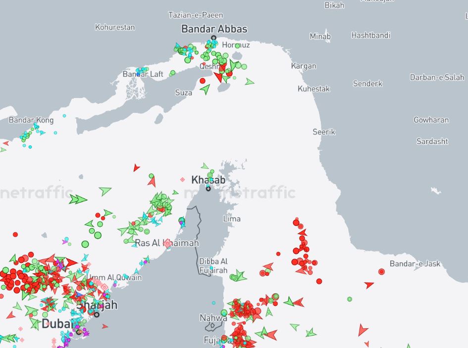 Teheranul amenință cu închiderea Strâmtorii Hormuz dacă SUA nu ridică blocada