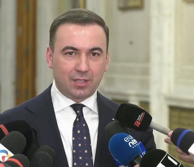 Bogdan Ivan: Lumea în dificultate. Urmează luni grele! Schimbarea e inevitabilă