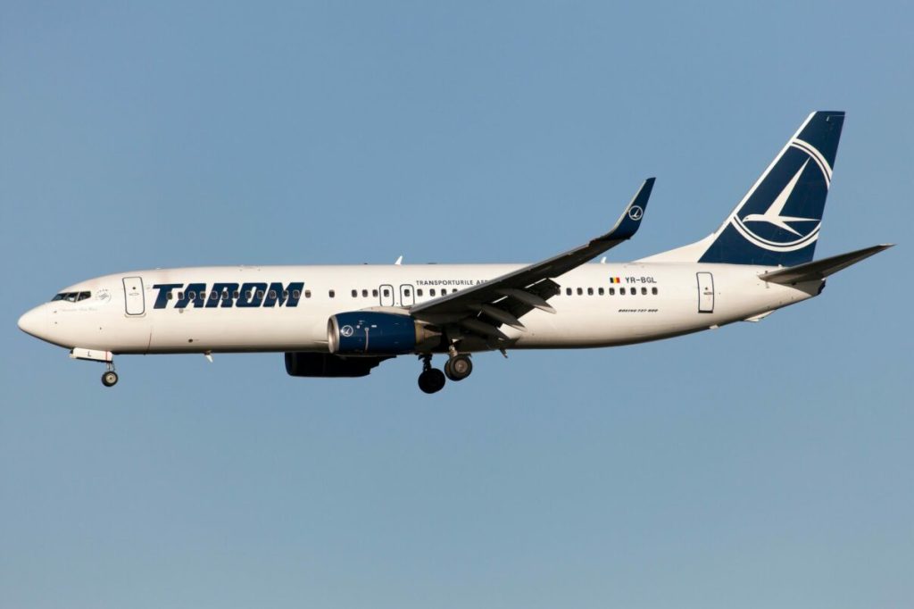 Tarom: Scenarii sumbre! Anulări de zboruri și posibilă închidere din cauza crizei kerosenului