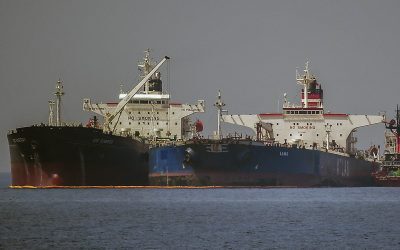 Kremlinul a confirmat joi, prin intermediul agențiilor de presă ruse, informațiile apărute în presa britanică referitoare la escortarea de către navele militare ruse a petrolierelor din așa-numita „flotă din umbră” în apropierea Regatului Unit