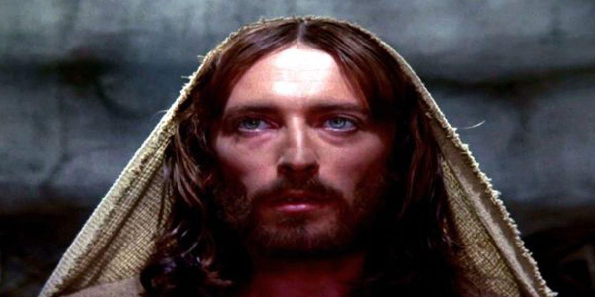 Actorul care l-a interpretat pe Iisus, aproape de moarte pe platou: „Nimeni nu mă mai poate vedea!”