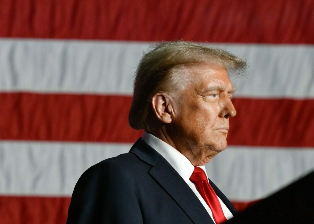 Trump ATACĂ: Singura amenințare în Ormuz, minele, nu China, Japonia sau Europa