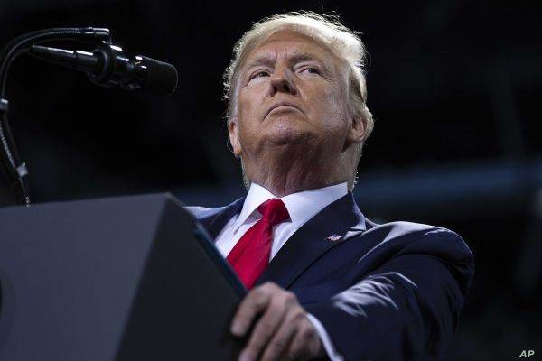 Trump: Petroliere goale spre SUA. Ce se întâmplă cu oferta americană