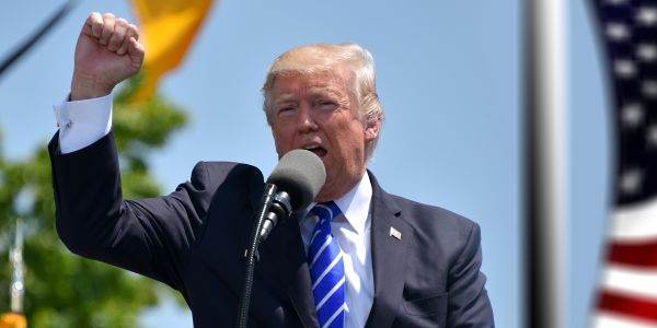 Trump acuză Iran: Armistițiul, încălcat!