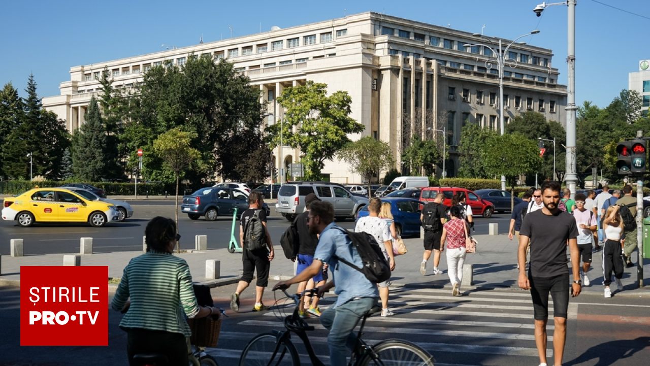 Trei sferturi dintre companiile din România riscă neconformitatea cu directiva UE privind transparența salarială Un studiu recent realizat de o platformă specializată în domeniul resurselor umane indică faptul că 75% dintre companiile din România se află într-o situație de risc de neconformitate față de noile reglementări ale Uniunii Europene privind transparența salarială, ce intră în vigoare pe 7 iunie 2026