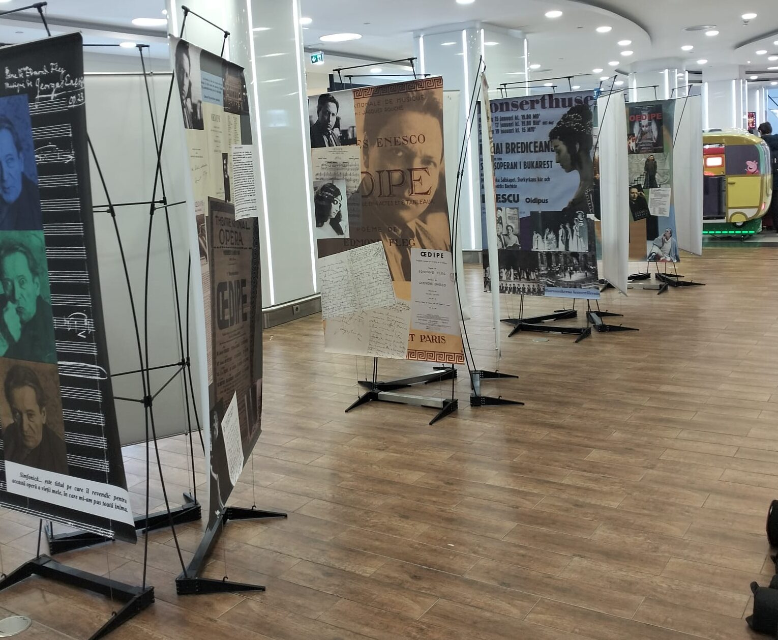 Federația ”CulturMedia” cere demiterea managerului Muzeului ”George Enescu” Federația Națională a Sindicatelor din Cultură și Presă ”CulturMedia” solicită demiterea Cristinei Andrei, manager al Muzeului Național ”George Enescu”, după ce un bun din Tezaurul patrimoniului cultural național a fost deteriorat